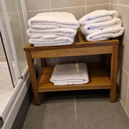 Climatise Et Loggia Au Calme Avec Linge Et Parking Inclus Apartmán Agde