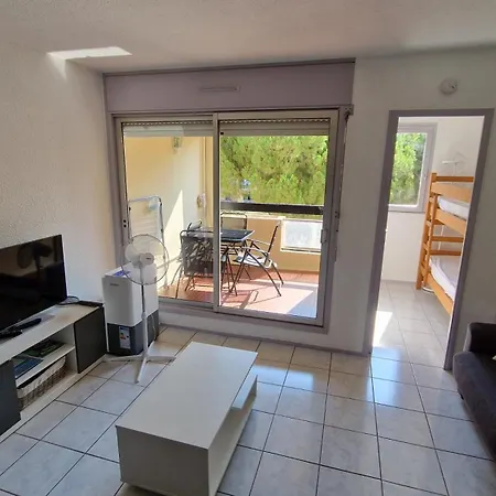 Climatise Et Loggia Au Calme Avec Linge Et Parking Inclus Agde