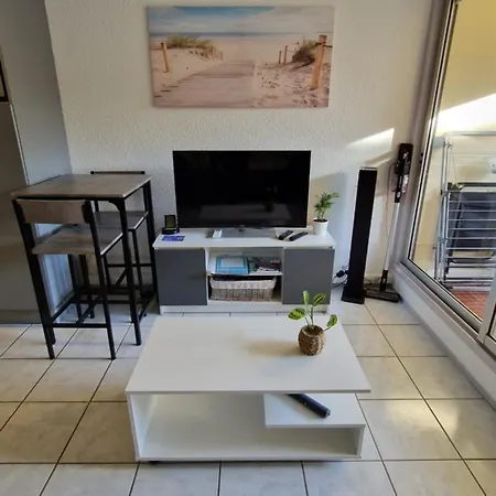 Climatise Et Loggia Au Calme Avec Linge Et Parking Inclus