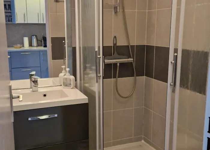 Climatise Et Loggia Au Calme Avec Linge Et Parking Inclus Apartment *