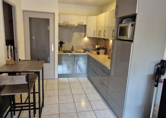 アパート Climatise Et Loggia Au Calme Avec Linge Et Parking Inclus アグド