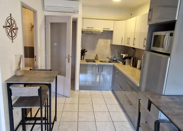 アパート Climatise Et Loggia Au Calme Avec Linge Et Parking Inclus アグド